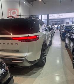 نیسان پاسفایندەر